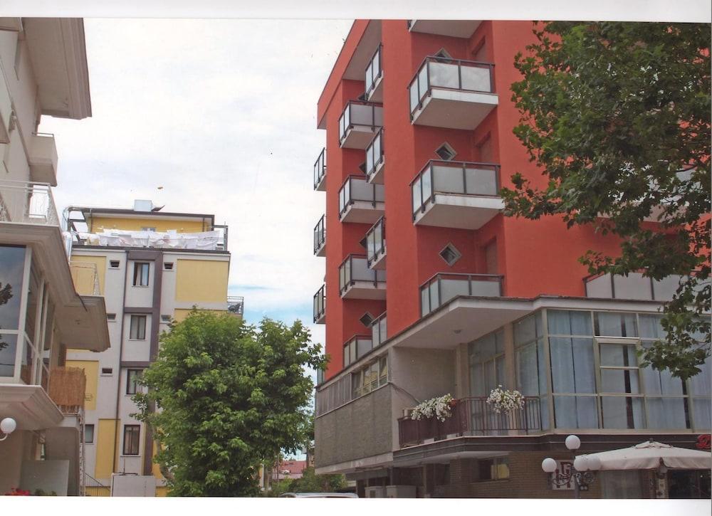 Hotel Darsena Cesena Bagian luar foto